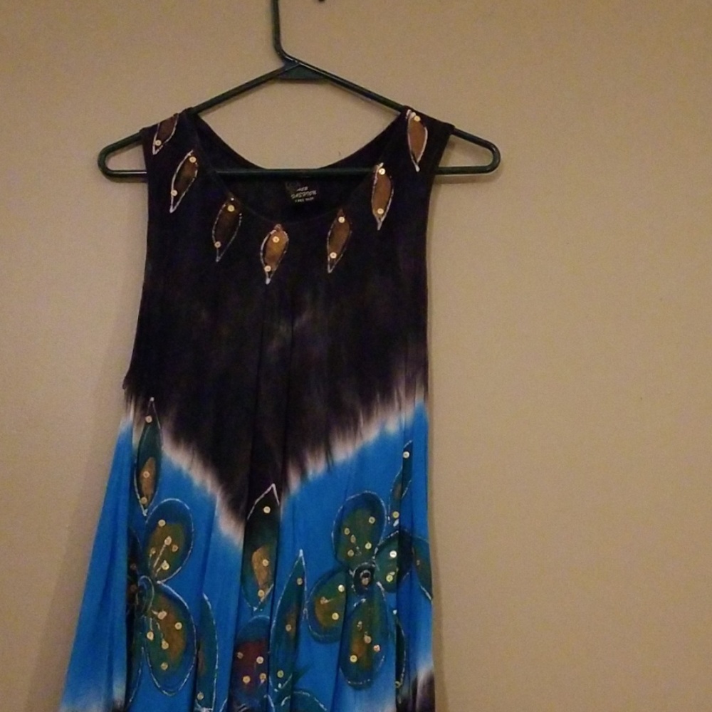 Dress - Picture 2 of 6